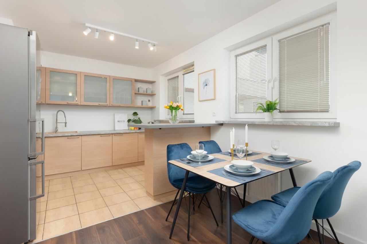 Beautiful & Spacious Warsaw Apartment By Noclegi Renters エクステリア 写真